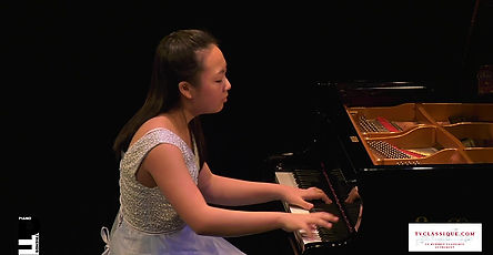 MONICA ZHANG - piano